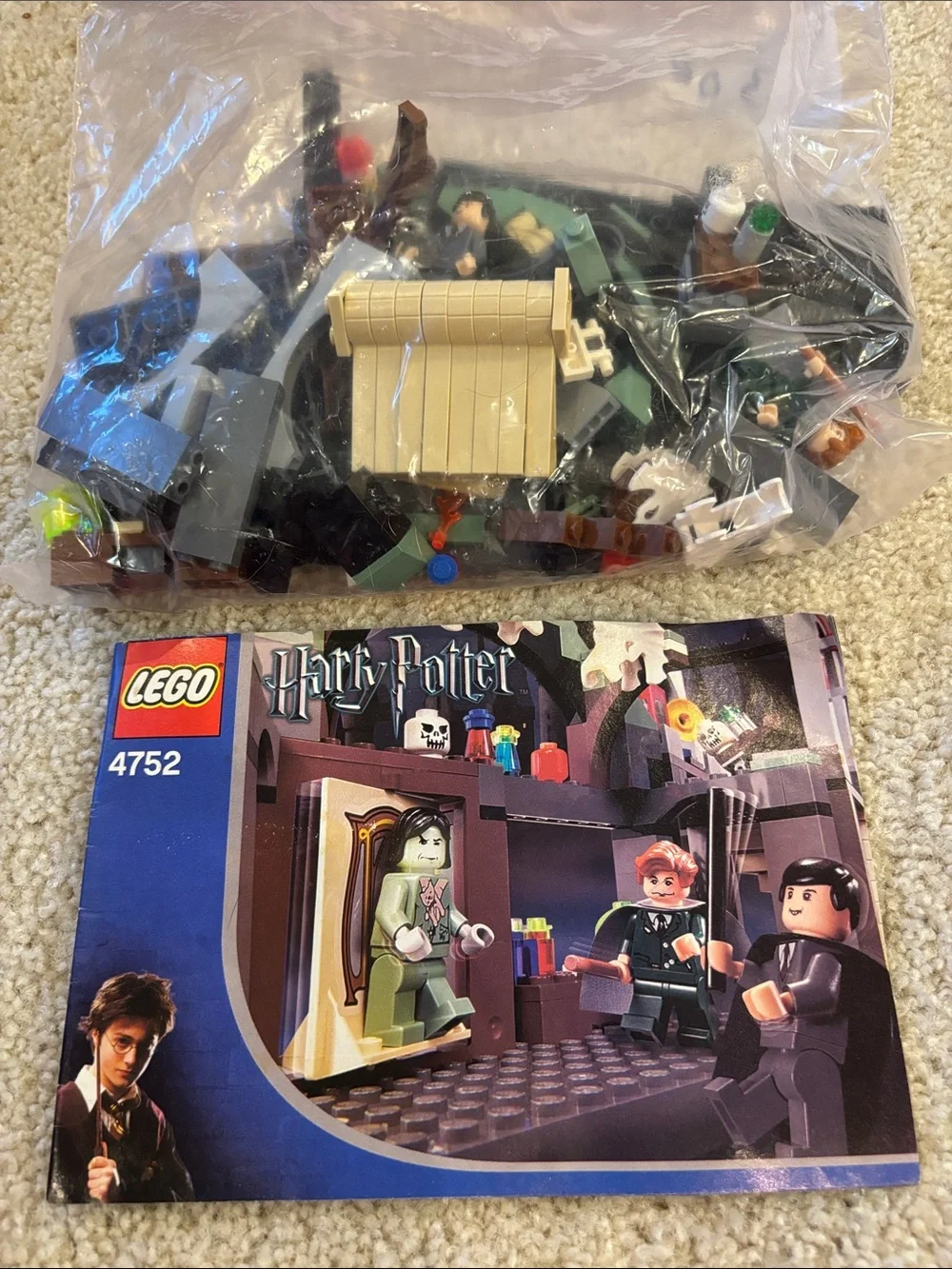 Lego Harry Potter Professor Lupin’s Classroom
